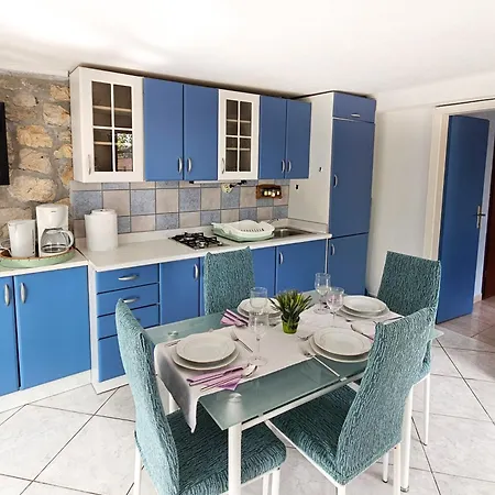 Mediteran Daire Vrh (Krk)